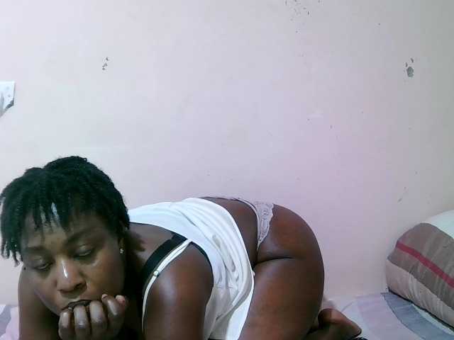 sexxy-freaky live cam on BongaCams