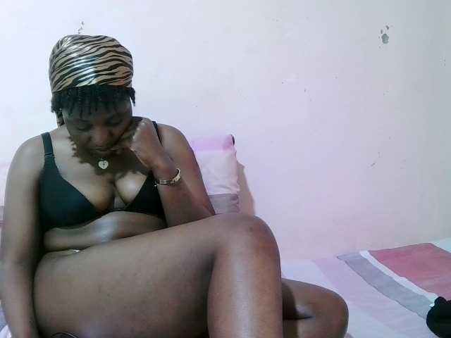 sexxy-freaky live cam on BongaCams