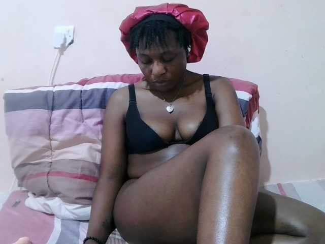 sexxy-freaky, en directo ahora en BongaCams