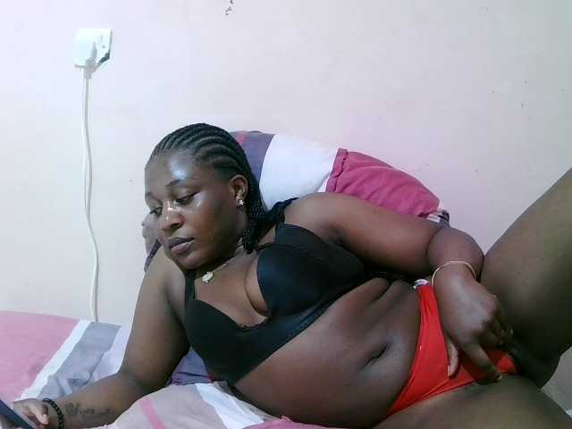 sexxy-freaky live cam on BongaCams