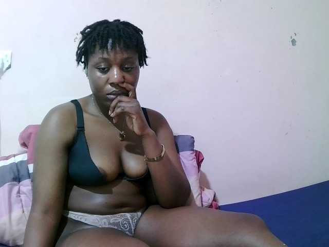 sexxy-freaky live cam on BongaCams