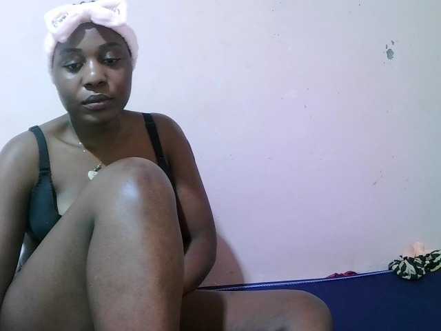 sexxy-freaky live cam on BongaCams
