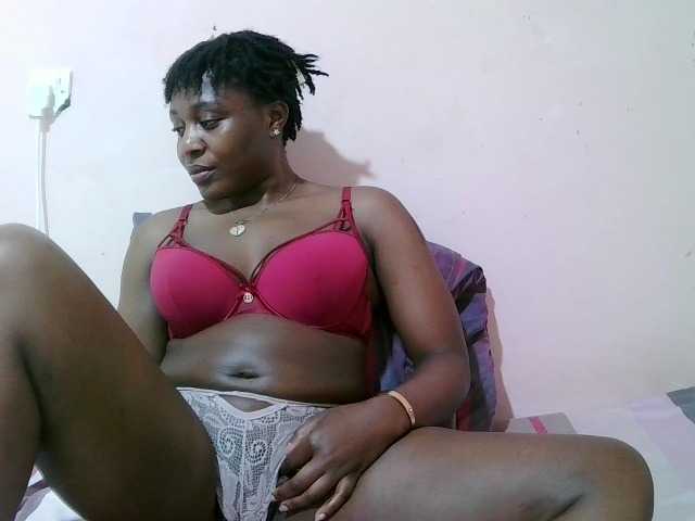 sexxy-freaky live cam on BongaCams