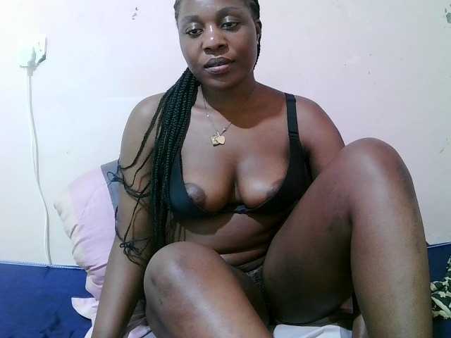 sexxy-freaky live cam on BongaCams