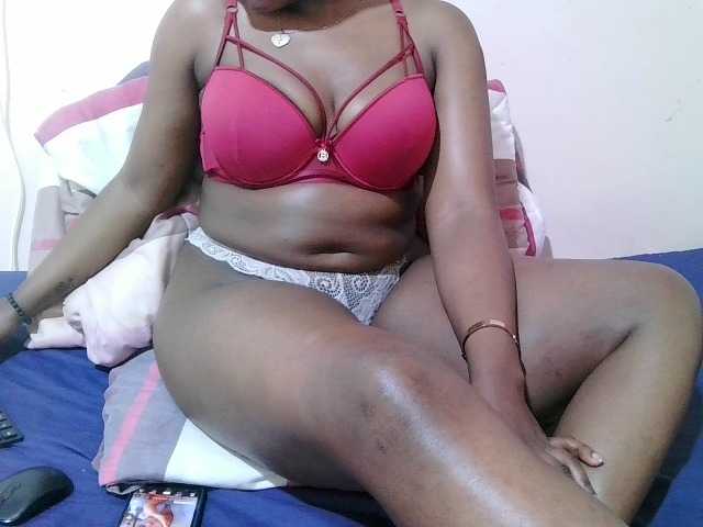sexxy-freaky live cam on BongaCams