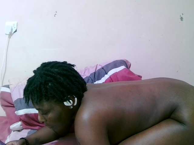 sexxy-freaky live cam on BongaCams