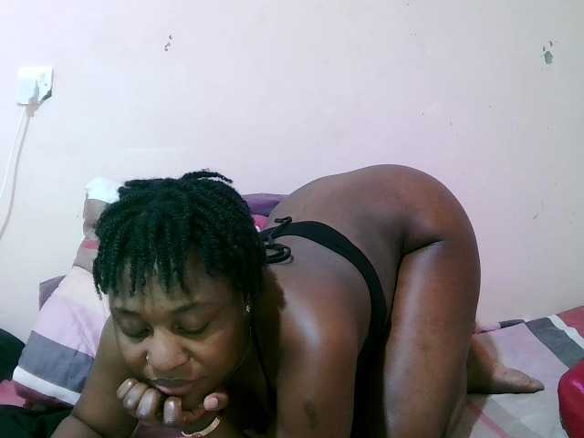 sexxy-freaky live cam on BongaCams