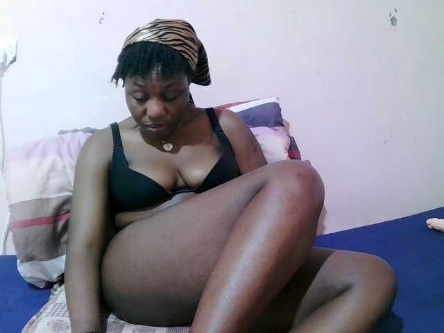 sexxy-freaky live cam on BongaCams