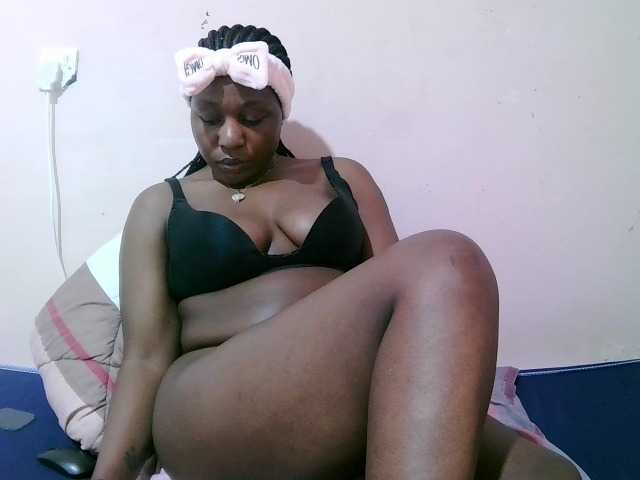 sexxy-freaky live cam on BongaCams
