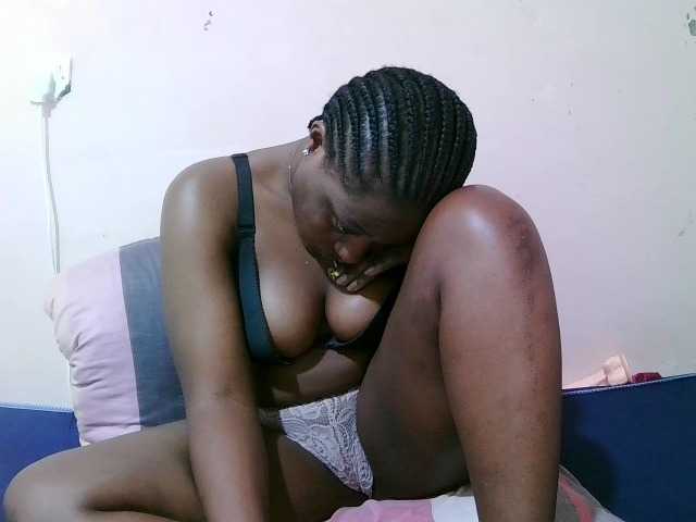 sexxy-freaky live cam on BongaCams