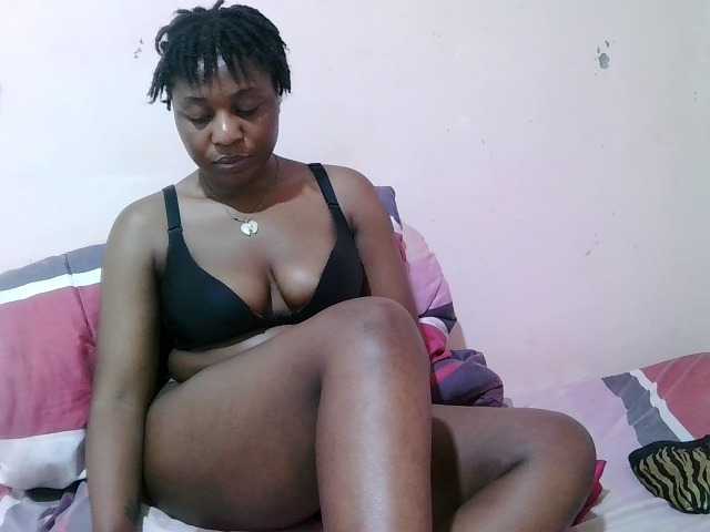 sexxy-freaky live cam preview