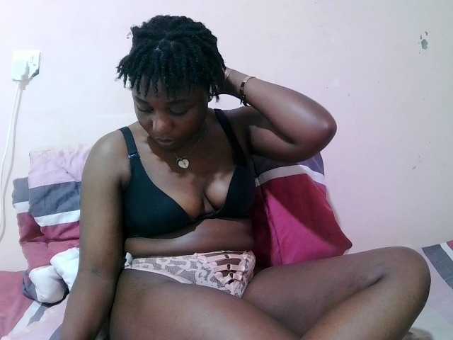 sexxy-freaky live cam preview