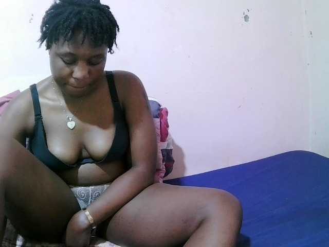 sexxy-freaky live cam preview