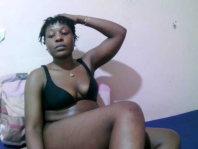 sexxy-freaky, live now on BongaCams