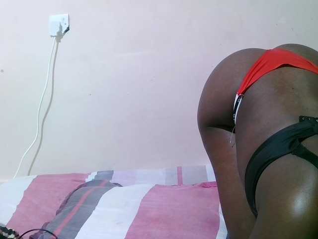sexxy-freaky, en directo ahora en BongaCams