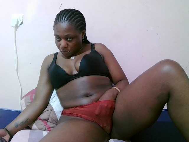sexxy-freaky live cam on BongaCams
