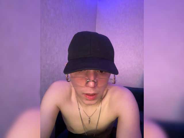 Wzdrez — live male cam