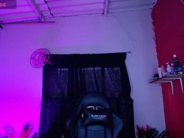 Tatiana-Moretti live cam on BongaCams