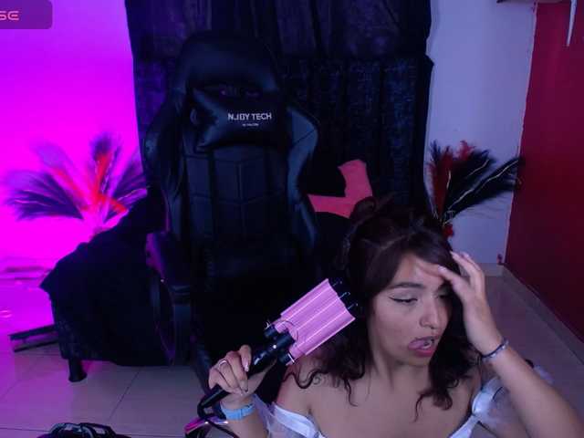 Tatiana-Moretti live cam on BongaCams