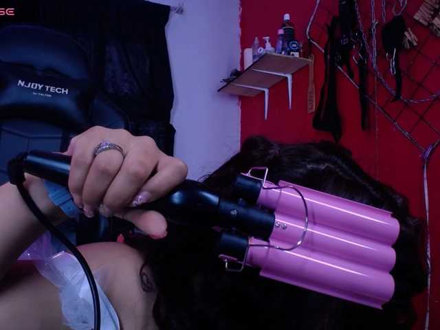 Tatiana-Moretti live cam on BongaCams