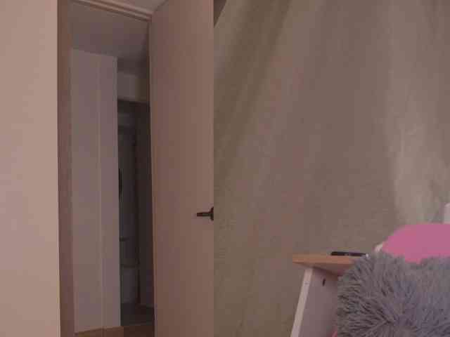 Sarah-06
