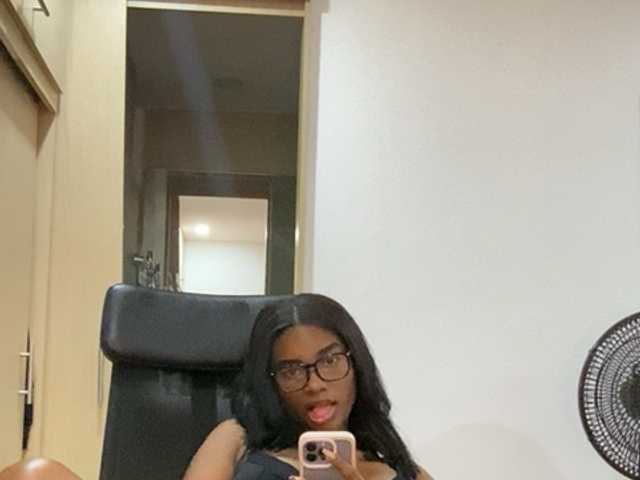 Lilavibesa live cam on BongaCams