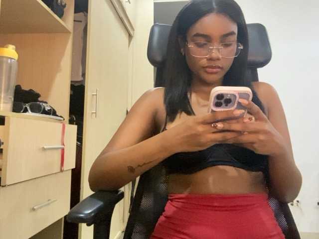 Lilavibesa live cam on BongaCams