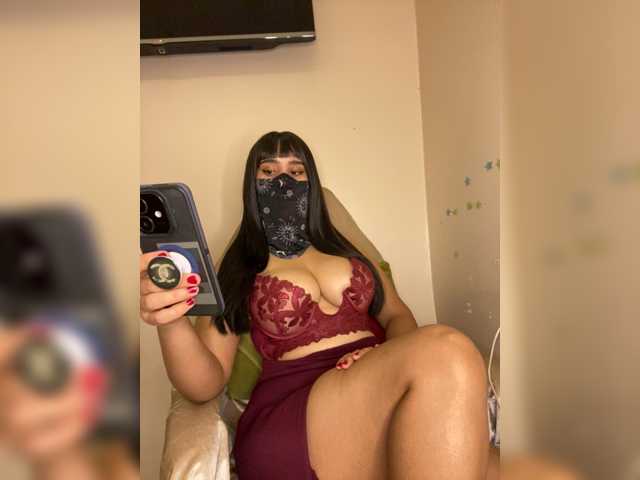 KIKABB223 live cam on BongaCams