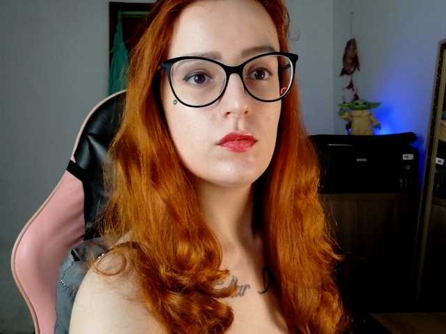 astridbourbon live cam preview