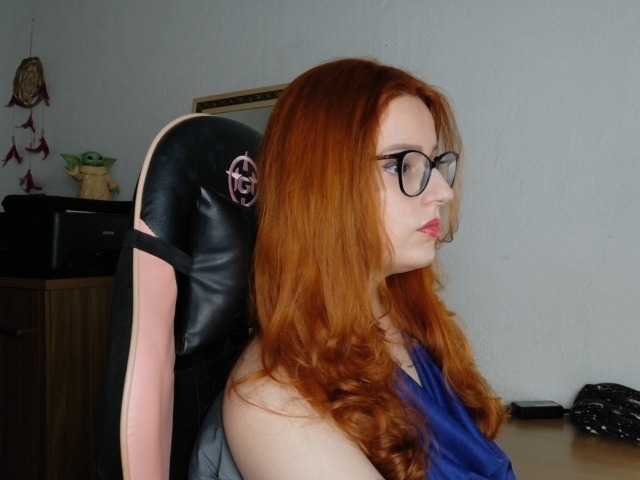 astridbourbon live cam preview