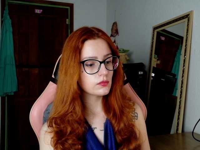 astridbourbon live cam on BongaCams