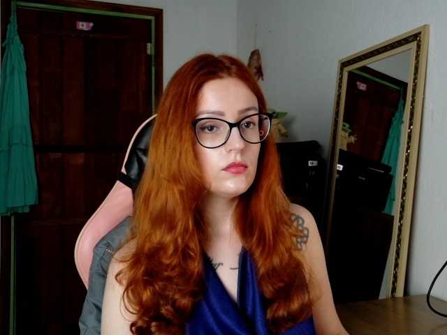astridbourbon live cam preview