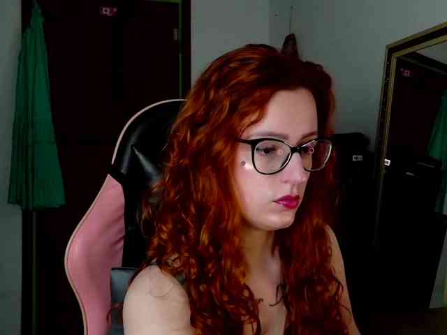 Modelo: astridbourbon