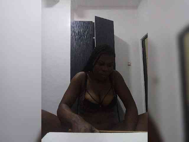 Irresistibleprincess webcam