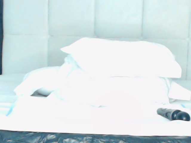 Babysasha2 live cam on BongaCams