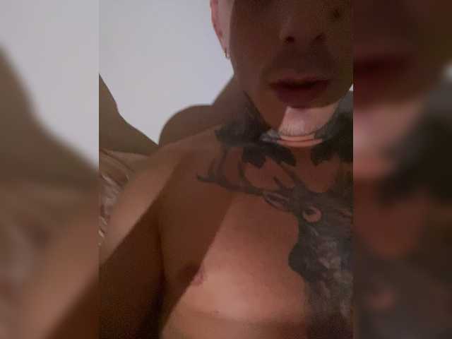 Dirtycouple24 live cam on BongaCams
