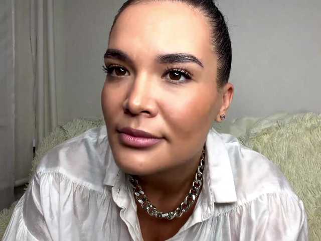 ElyTouch live cam on BongaCams