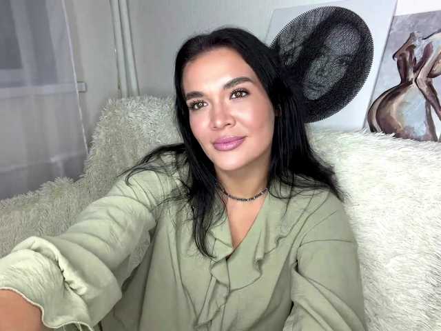 ElyTouch live cam on BongaCams