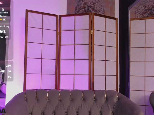 LorraineTease live cam on BongaCams