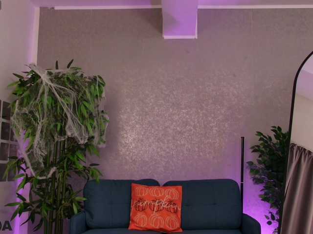 LorraineTease live cam on BongaCams
