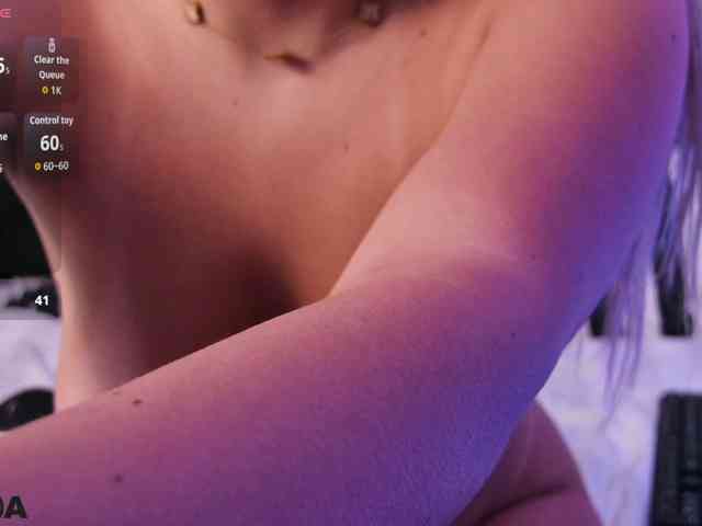 LorraineTease
