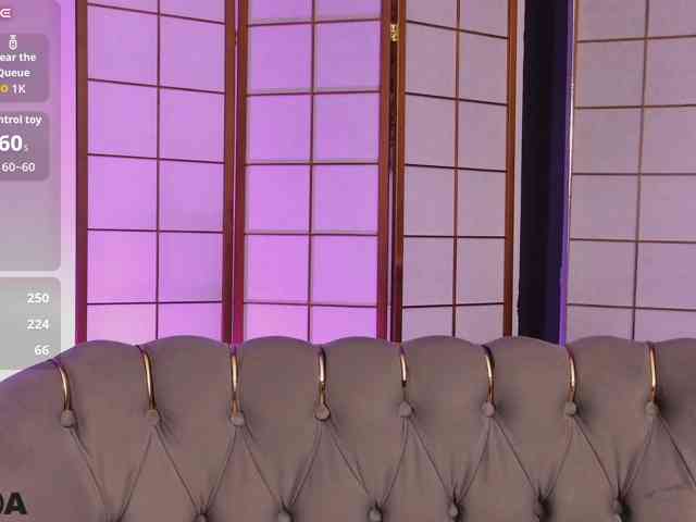 LorraineTease