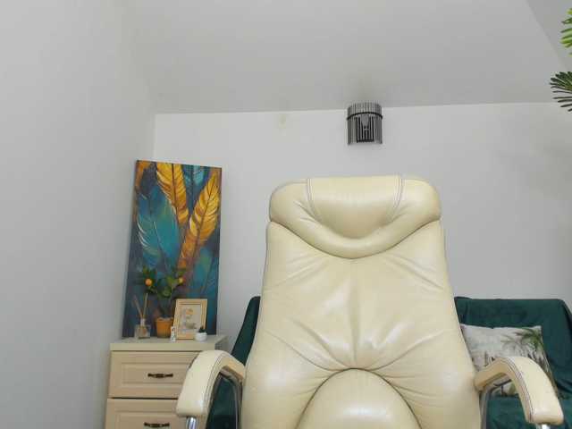 AlyssaElla live cam on BongaCams
