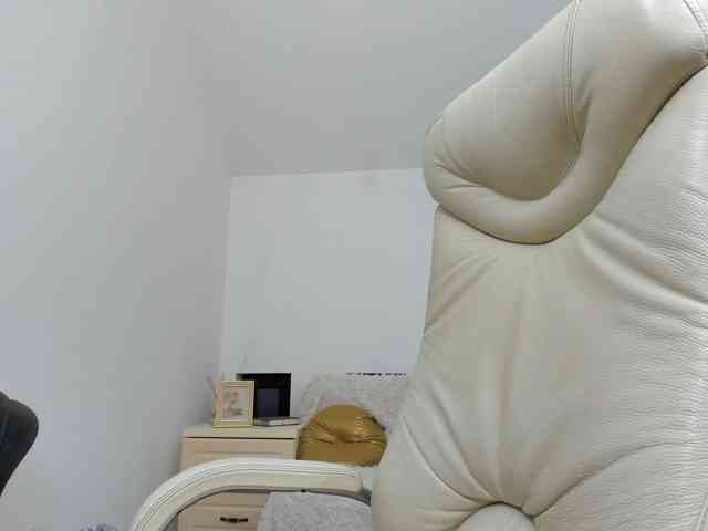 AlyssaElla webcam