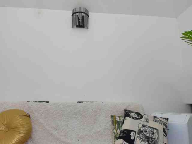 AlyssaElla webcam