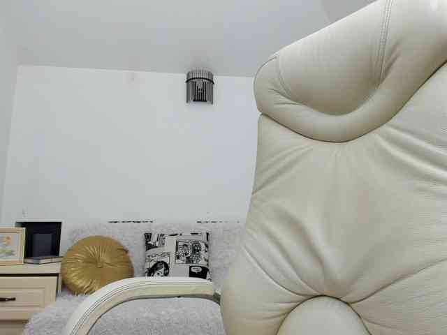 AlyssaElla webcam