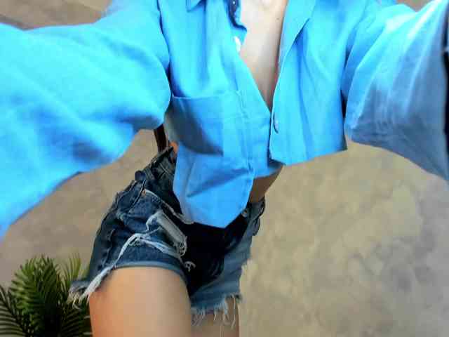 Laylakristal webcam