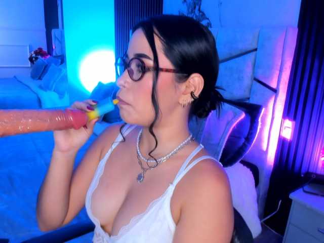 Alessiaspice live cam on BongaCams