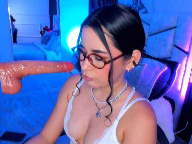 Alessiaspice live cam on BongaCams