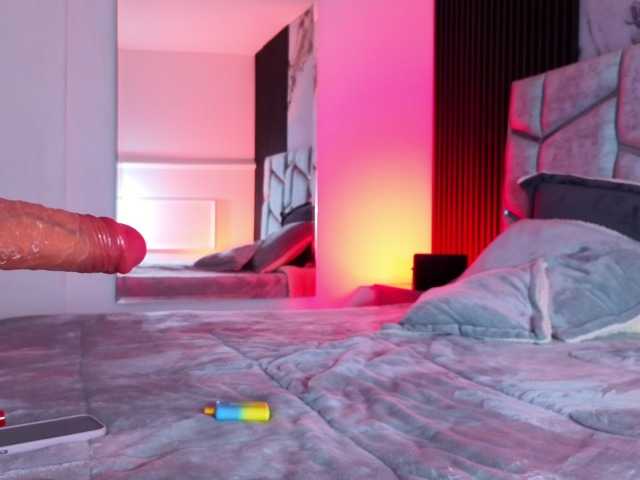 Alessiaspice live cam preview